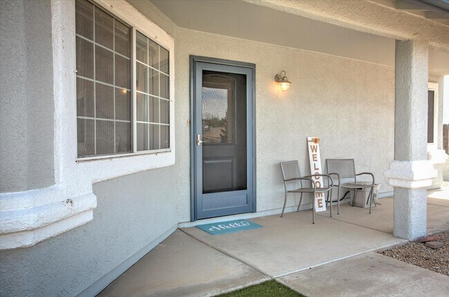 Building Photo - 9540 E Whipsaw Ln