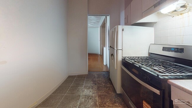 Building Photo - 1661 Commonwealth Avenue