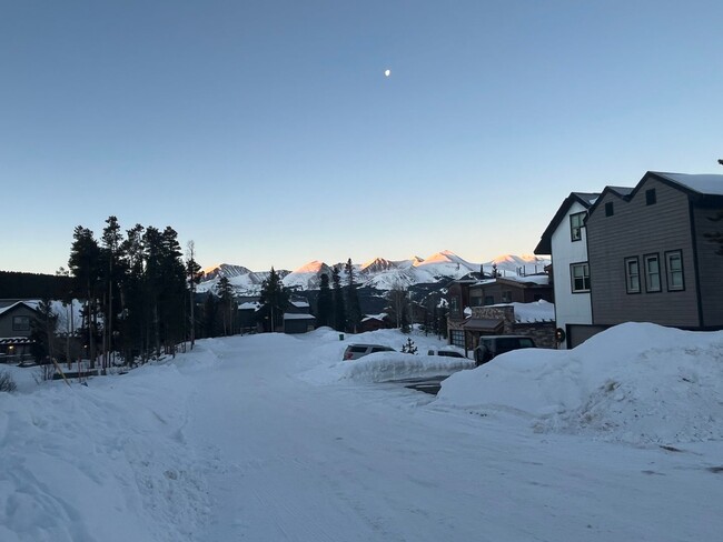 Building Photo - Gorgeous Lock-off on top of Mt Baldy, 2BD/2BA