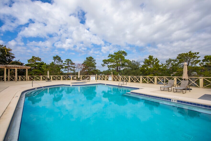 Building Photo - 325 Turtle Cove