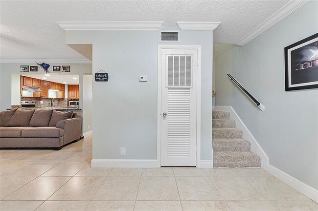 Building Photo - 3200 Coral Springs Dr