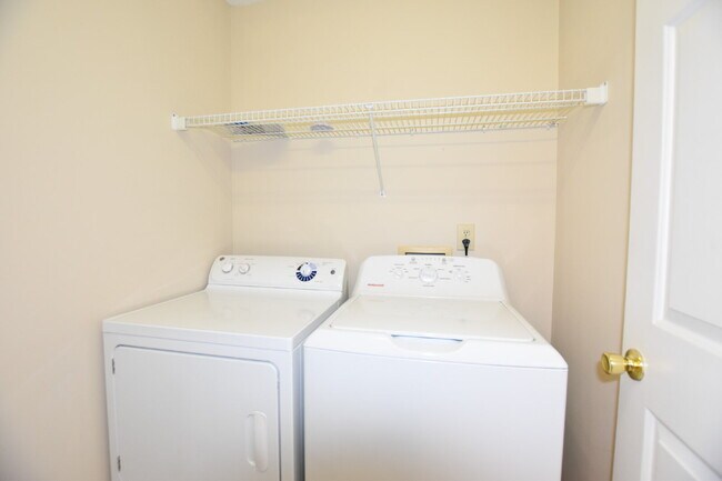 Building Photo - Spacious furnished two, bedroom, two bath Condo.