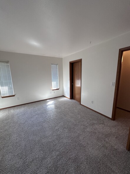 MBR closet side - 2210 Xenia St