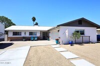 Building Photo - 6414 N 87th St
