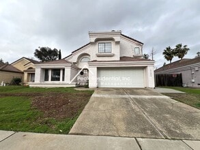 Building Photo - Spacious 4bd/3ba Elk Grove Home!