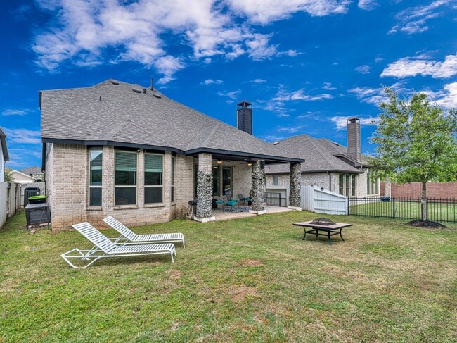 Building Photo - 4818 Nodding Thistle Trail