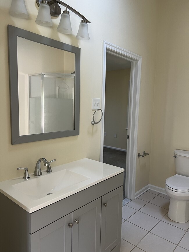 Building Photo - 711 Dennisville-Petersburg Rd