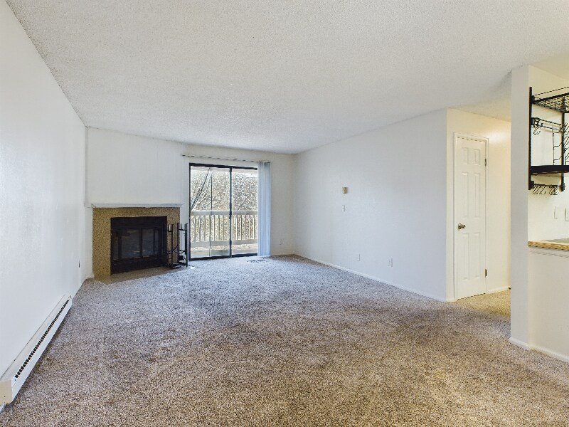 Building Photo - 14720 E Kentucky Dr