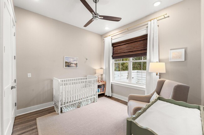 Building Photo - 156 Summer Breeze Ln