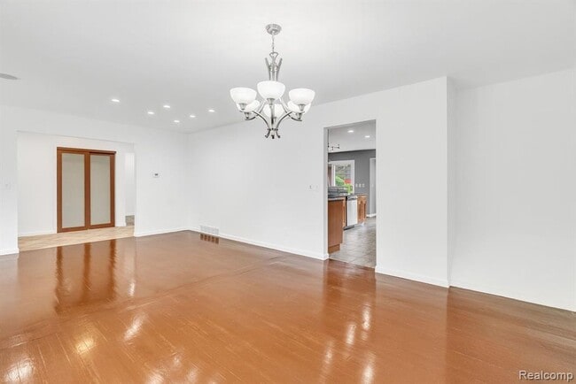 Building Photo - 36939 Heatherton Dr
