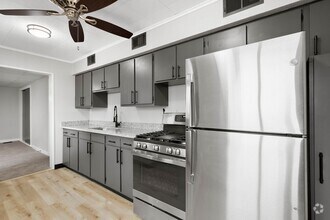 Building Photo - Beautiful 2 bedroom home in South Side Fla...