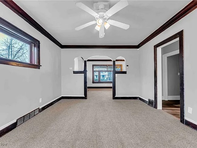 Building Photo - Bright and Spacious 3-Bedroom Home for Rent