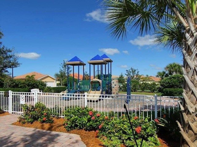 Building Photo - 11629 Garessio Ln