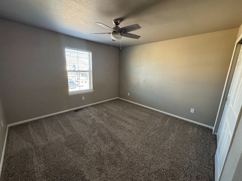 Building Photo - 6559 Tombstone Ridge Rd