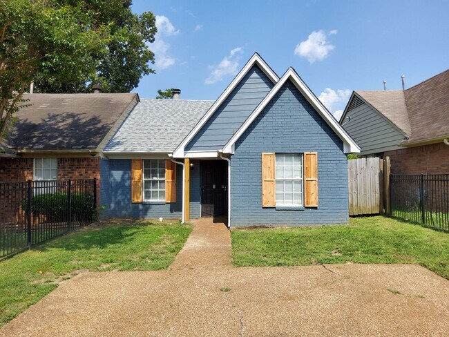 Primary Photo - 4582 Summer Creek N