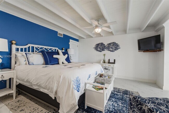 Building Photo - 16 North Dr