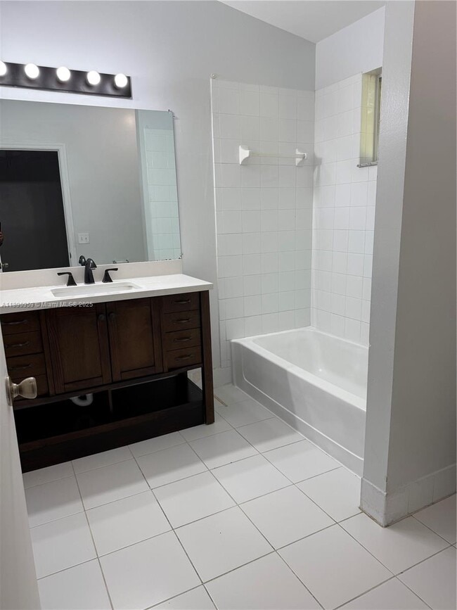 Building Photo - 13905 SW 177th Terrace