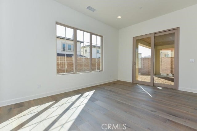 Building Photo - 8 Last Bloom