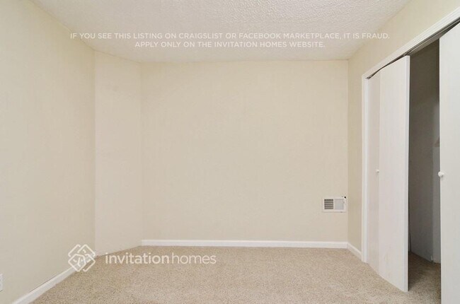 Building Photo - 3421 Stone Ridge Dr