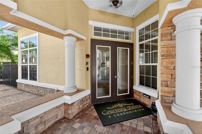 Building Photo - 9916 Courtney Palms Blvd