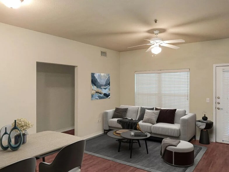 Building Photo - Pine Crest Apartments