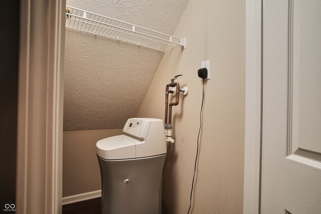 Building Photo - 11813 Traymoore Dr