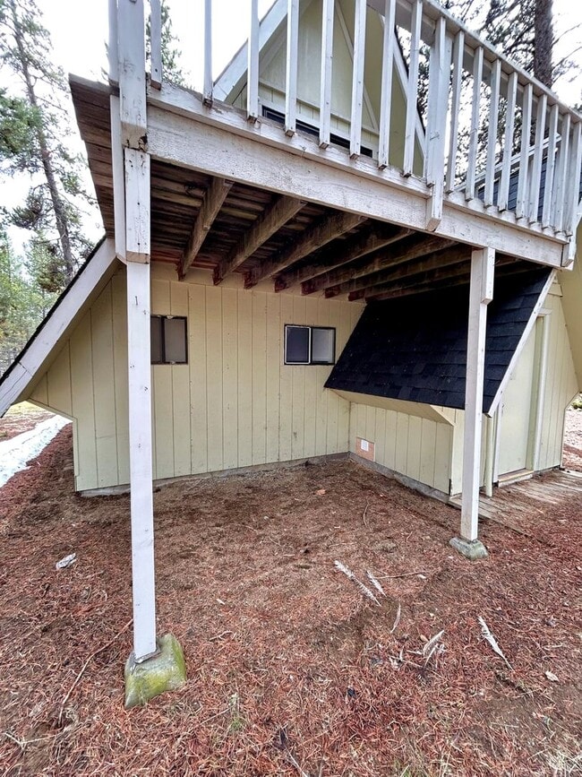 Building Photo - Charming A-Frame Cabin in La Pine!!