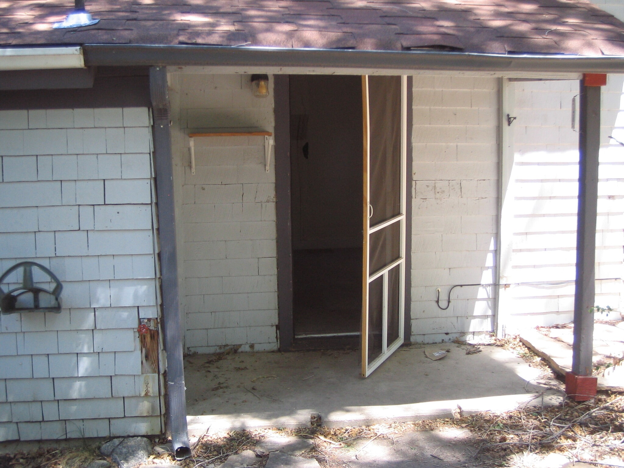 Tiny, covered porch - 720 Institute N St