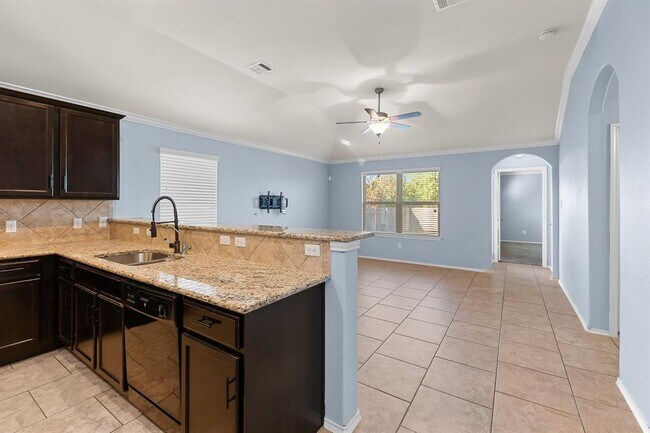 Building Photo - 244 Chickadee Ln