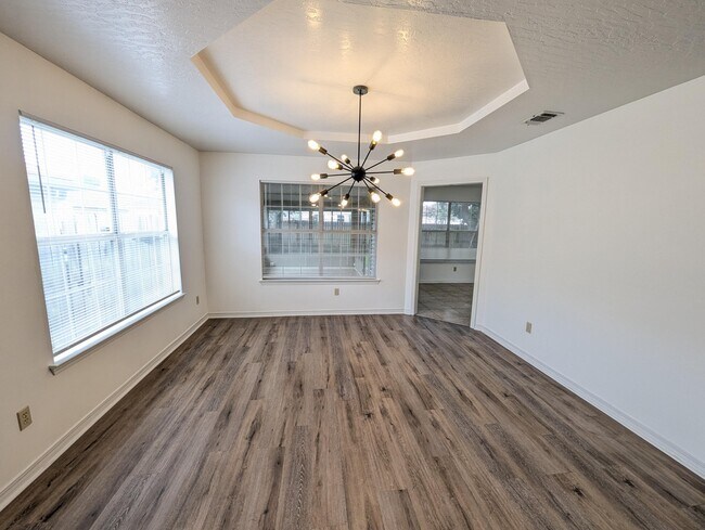 Building Photo - 509 Rush Park Cir