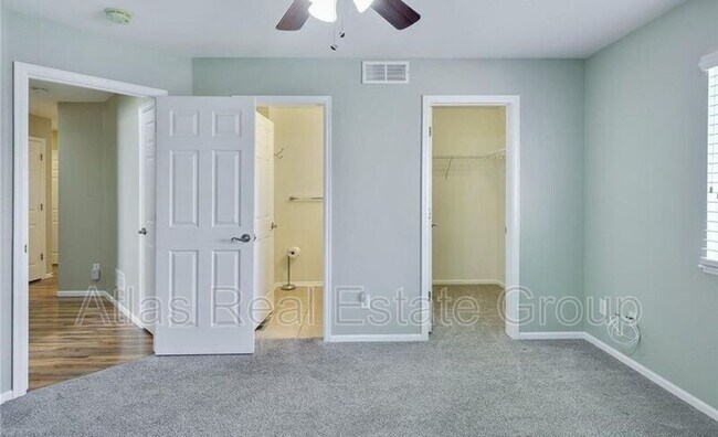 Building Photo - 14296 Woodrock Path