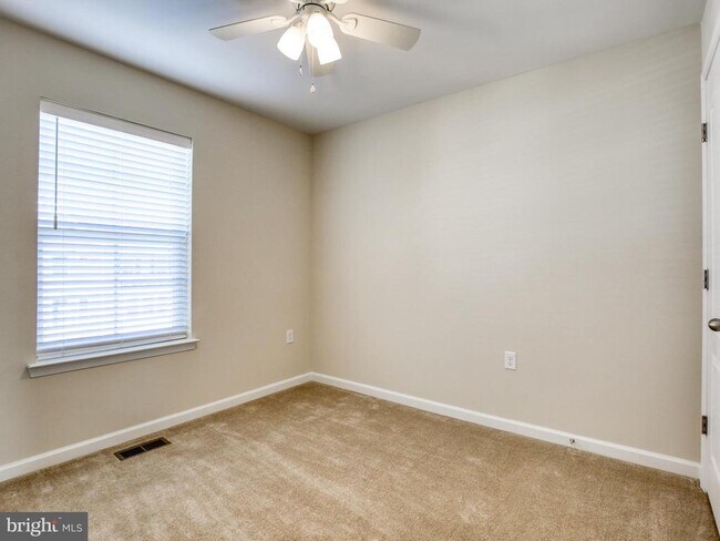 Building Photo - 107 Alderman Wy