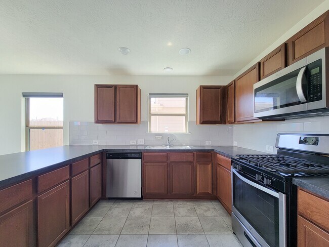 Building Photo - 727 Hardwood Grv Ct