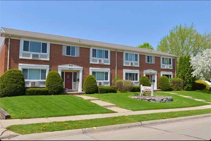 4919 Briarwood Ave - 4915 Briarwood Ave