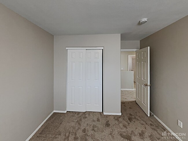 Building Photo - 30603 N Desert Star Dr