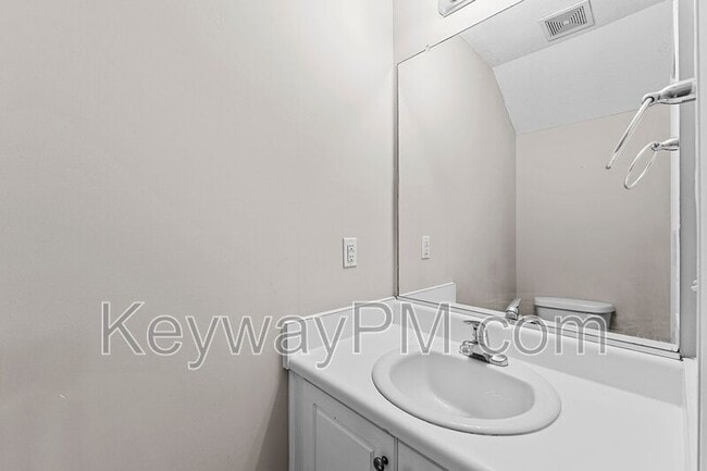 Building Photo - 1021 Micah Terrace