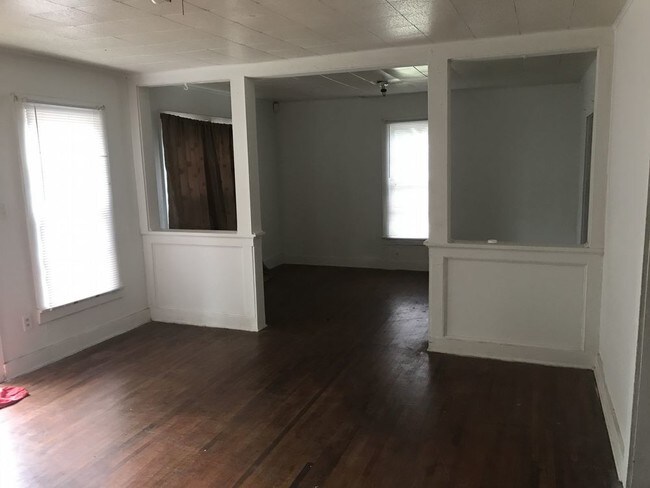 Building Photo - Birmingham / West End   35211