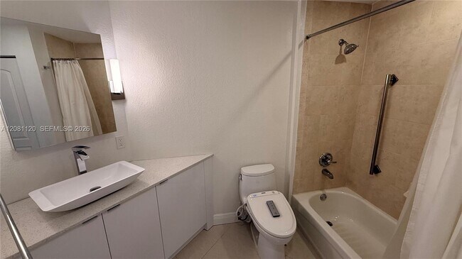 Building Photo - 1830 Radius Dr
