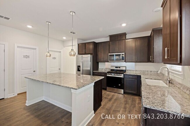Building Photo - 803 Lachicotte Creek Dr