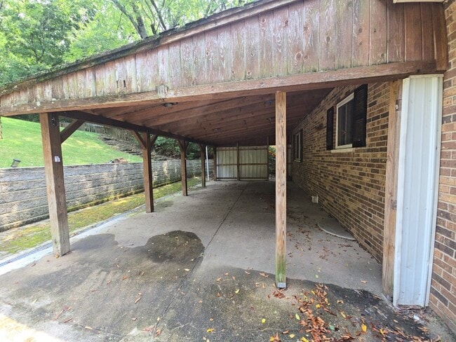 Building Photo - 6386 Taylor Rd