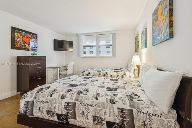 Building Photo - 1401 S Ocean Dr