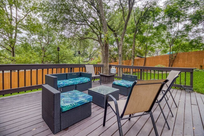 Building Photo - Beautiful Walker Ranch 2 Story Home. This location is fabulous, located off Bitters and Blanco