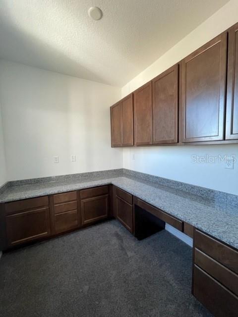 Building Photo - 6548 Great Bear Dr