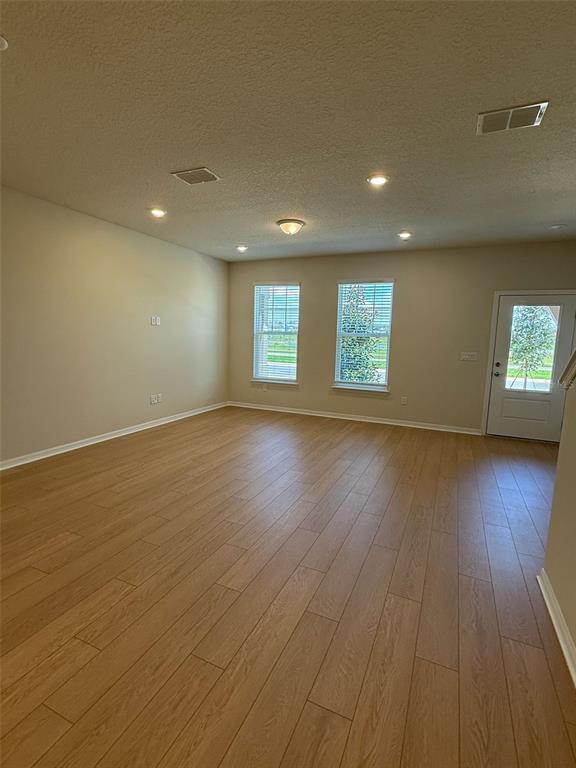 Building Photo - 6406 Tabebuia Pkwy