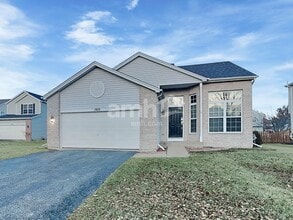 Building Photo - 1910 Prairie Ridge Dr