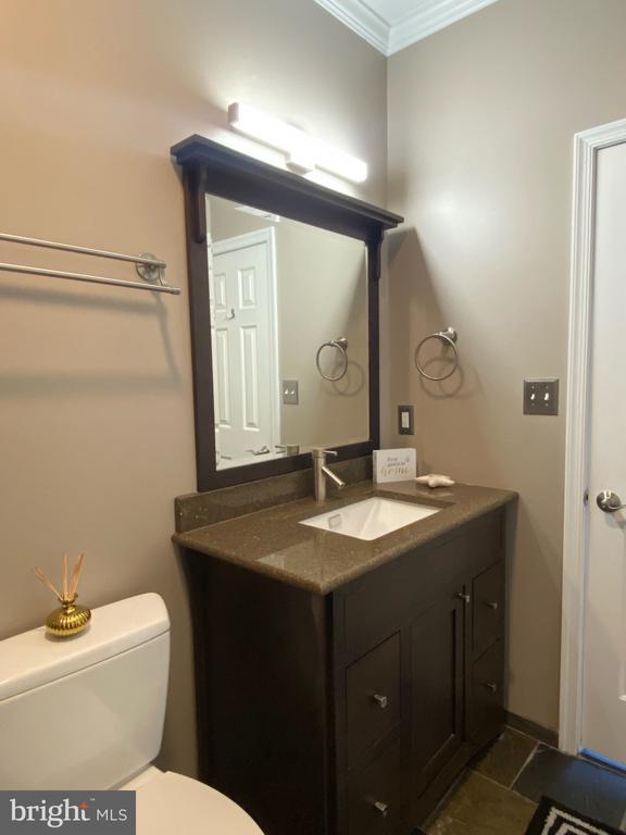 Building Photo - 600 Squire Ln