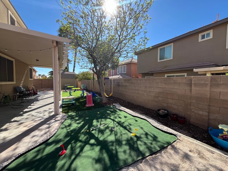 Building Photo - 7729 Villa Gabriela Ave