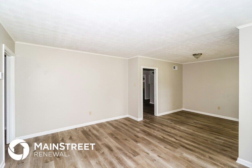 Building Photo - 3601 Hanna Dr