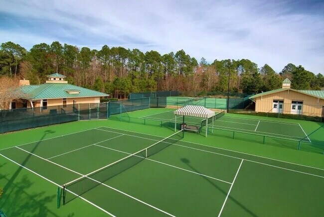 Building Photo - 955 Registry Blvd