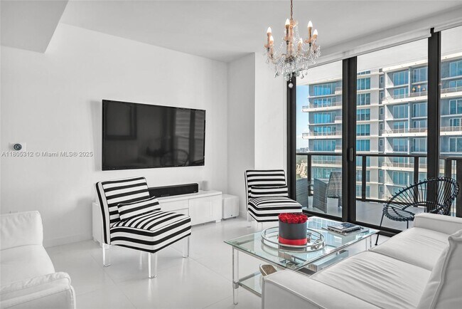 Building Photo - 1300 S Miami Ave